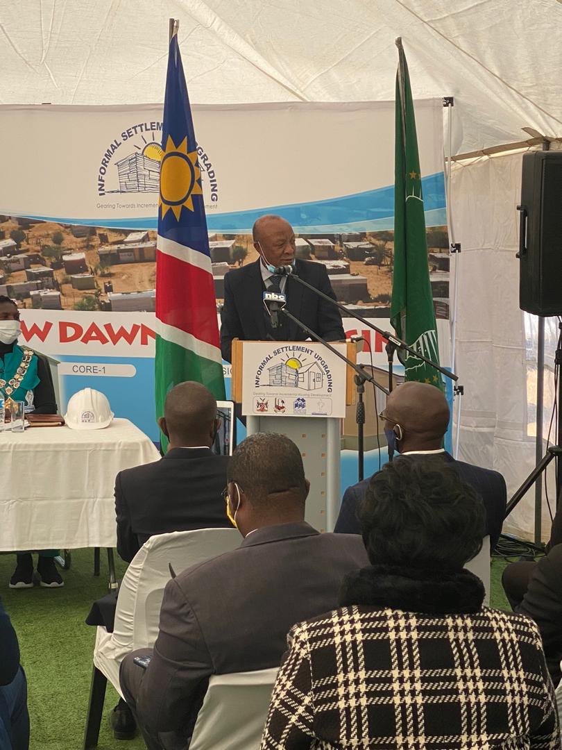 Nangolo Mbumba tweet media