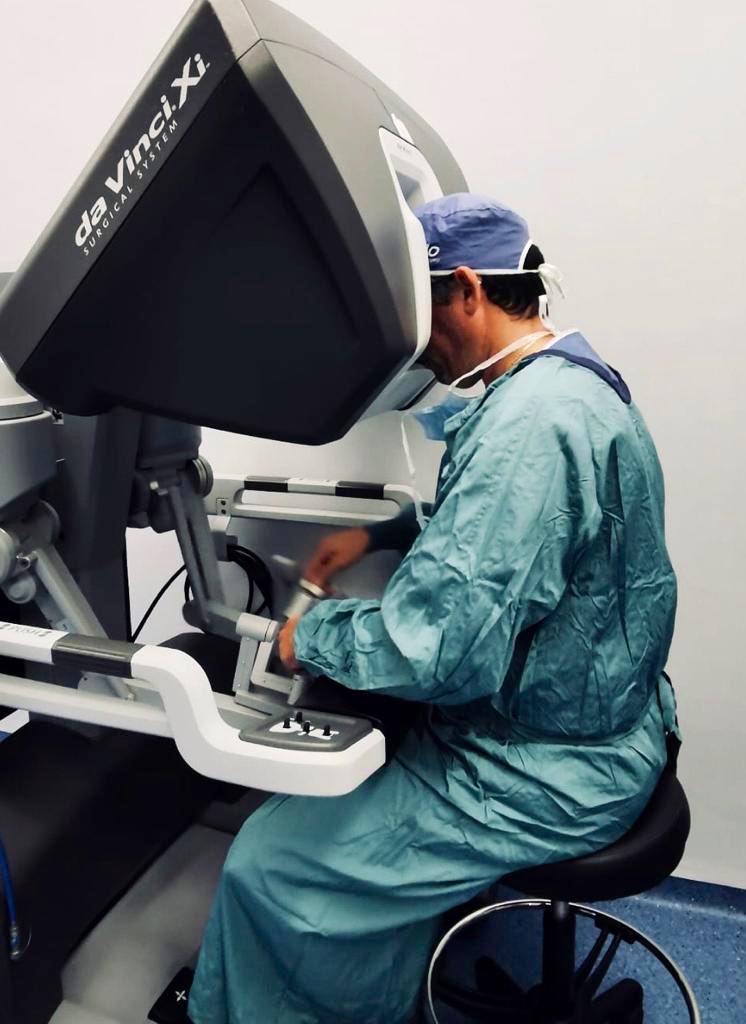 Urologia-Hospital Universitari Vall d’Hebron (@urologiahvh) on Twitter photo Today we performed a Total vesicourethral #robotic anastomosis reconstruction in a patient wt recurrent anastomotic stenosis after #radicalprostatectomy <a href="/vallhebron/">Vall d'Hebron</a> <a href="/Jacquesplanas/">Jacques Planas</a> <a href="/Dr_LRegis/">Lucas Regis</a> #ACelma <a href="/merce_cuadras/">mercecuadras</a> keep on improving surgical solutions <a href="/Uroweb/">European Association of Urology (EAU)</a> <a href="/InfoAeu/">AEU</a> <a href="/scurologia/">SCU</a> Today we performed a Total vesicourethral #robotic anastomosis reconstruction in a patient wt recurrent anastomotic stenosis after #radicalprostatectomy <a href="/vallhebron/">Vall d'Hebron</a> <a href="/Jacquesplanas/">Jacques Planas</a> <a href="/Dr_LRegis/">Lucas Regis</a> #ACelma <a href="/merce_cuadras/">mercecuadras</a> keep on improving surgical solutions <a href="/Uroweb/">European Association of Urology (EAU)</a> <a href="/InfoAeu/">AEU</a> <a href="/scurologia/">SCU</a>