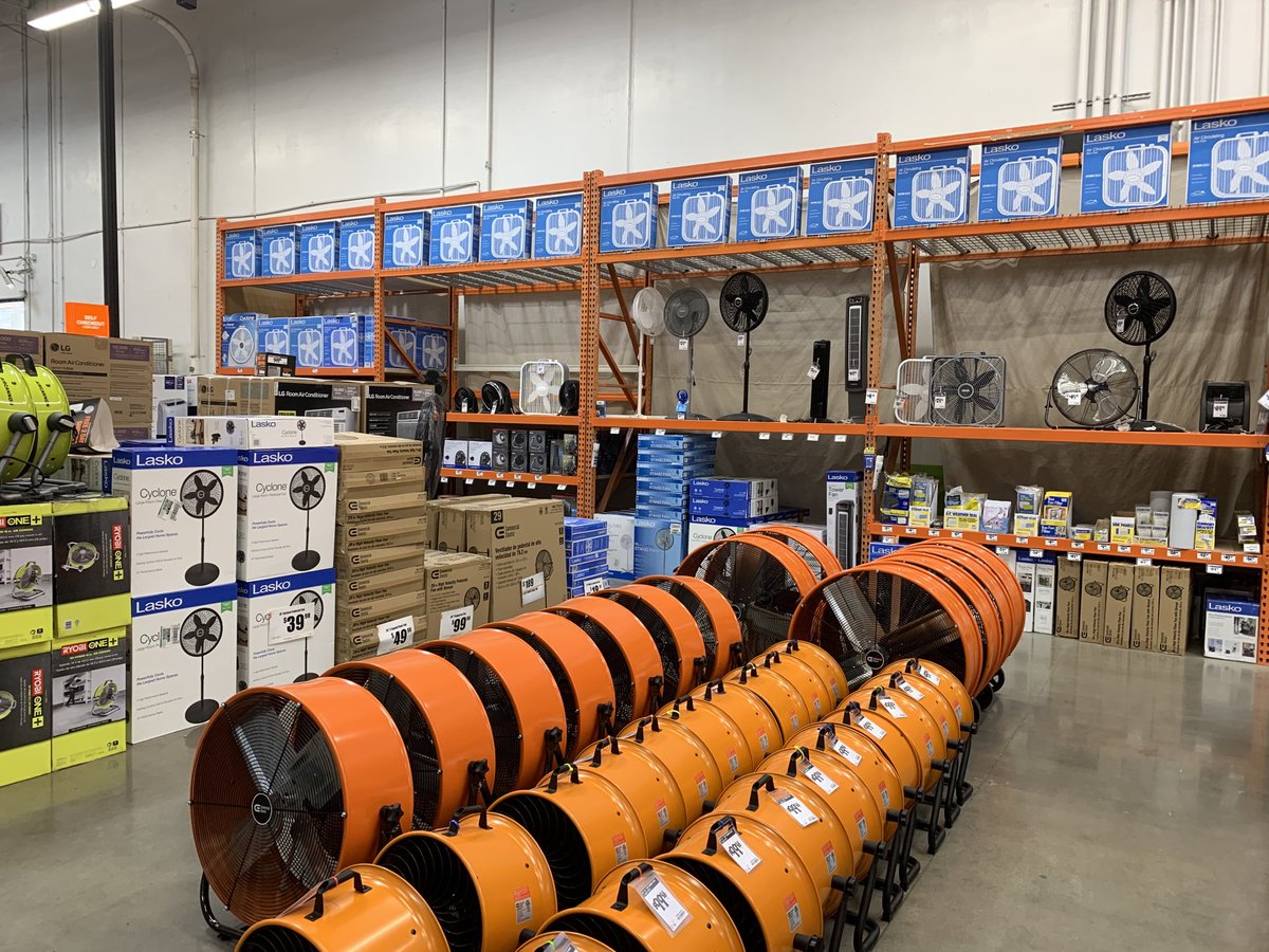 kmn293's tweet image. Team #707 driving SMOKING HOT 💥💥💥event execution/standards.Outstanding Job Team! ⁦@AndreaMcTHD⁩ ⁦@ScottHeard20⁩ ⁦@THD_HXT⁩