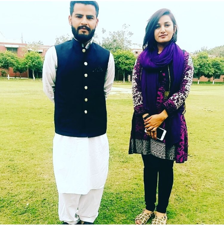 ImAdkhan_dir's tweet photo. Shadiiii mubarak to Twitter stars ⭐️ @IramAKhanPK & @farhanVirk , Best wishes on this wonderful journey 😊
#TeamGrean https://t.co/MX3zF2m9vc