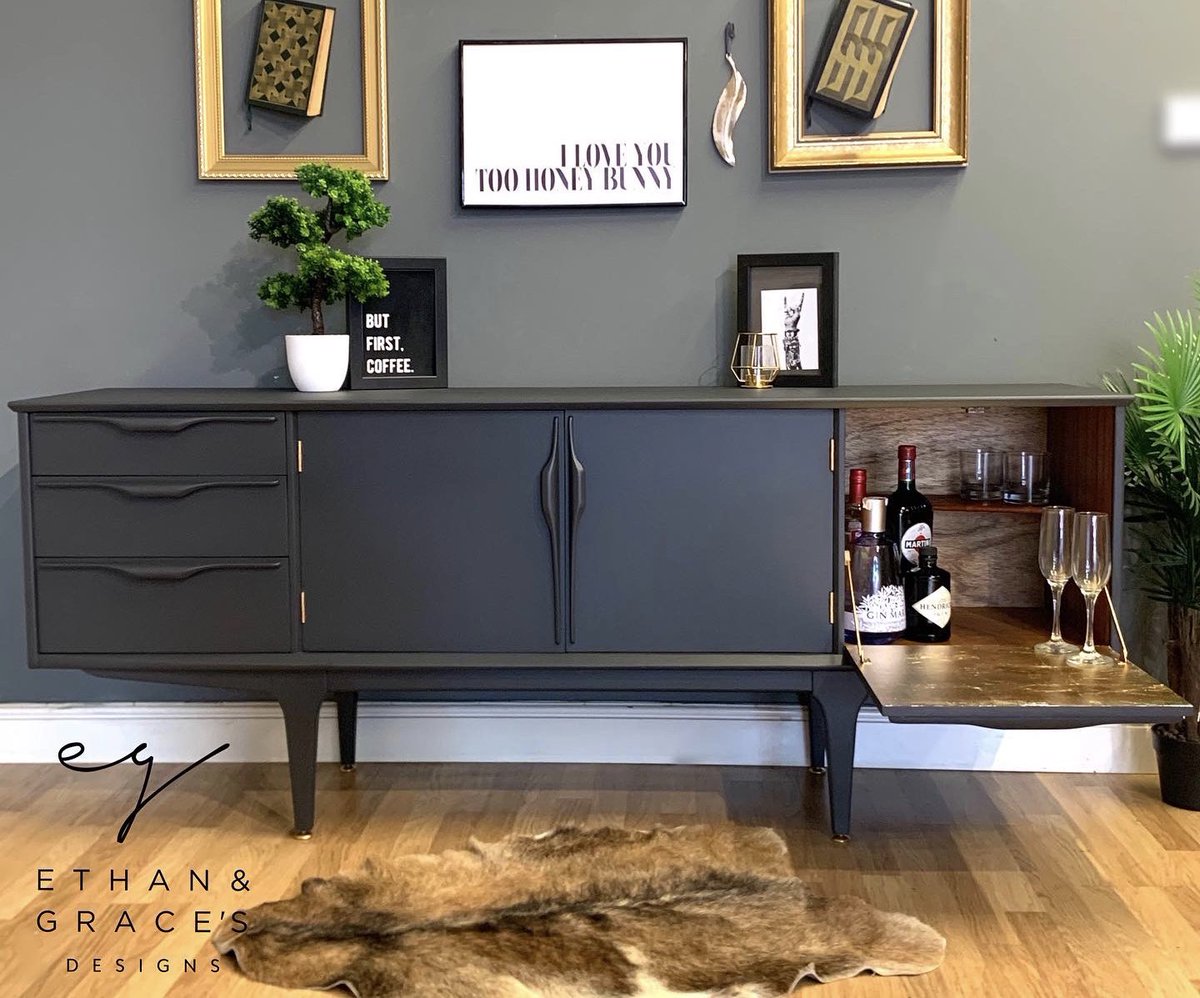 It’s been a while since I’ve been on Twitter but here we go! 🖤😍 #interiordesign #houseofup #furniture #upcycling <a href="/ethan_graces/">Ethan & Graces</a>