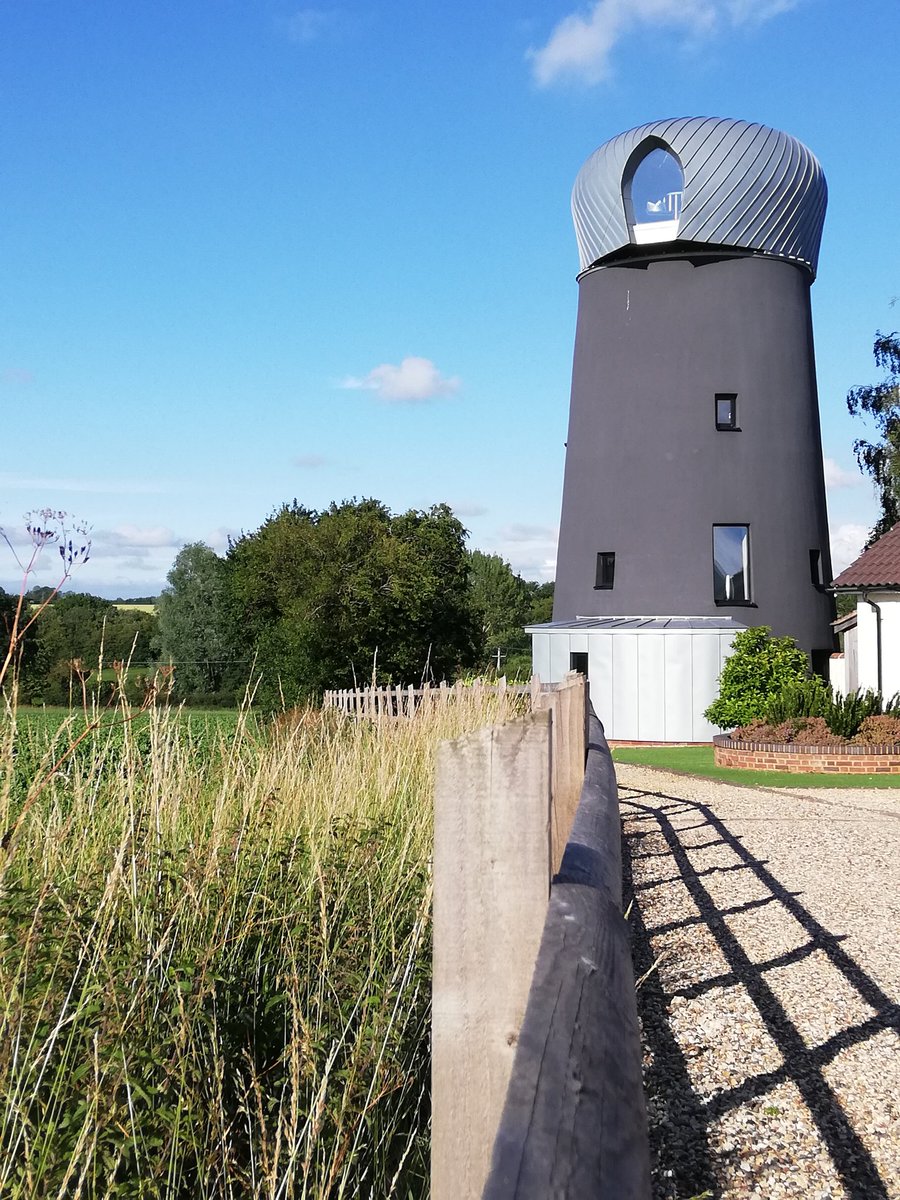windmillsuffolk's tweet photo. Beautiful day @windmillsuffolk 😎
Have you booked your Windmill staycation with us yet? 😉
#thursdayvibes #windmill #suffolk #staycation #holiday #wanderlust #uniqueaccommodation #asseenontv https://t.co/f7CXFtt9Sq