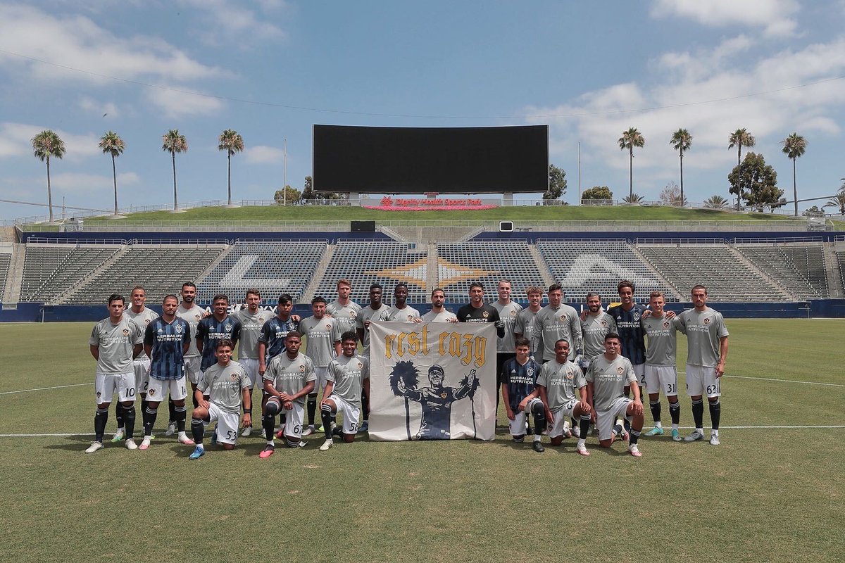 LAGalaxy's tweet photo. ๐๐๐ฌ๐ญ ๐๐๐ณ๐ฒ ๐ https://t.co/vcutvSzD1S