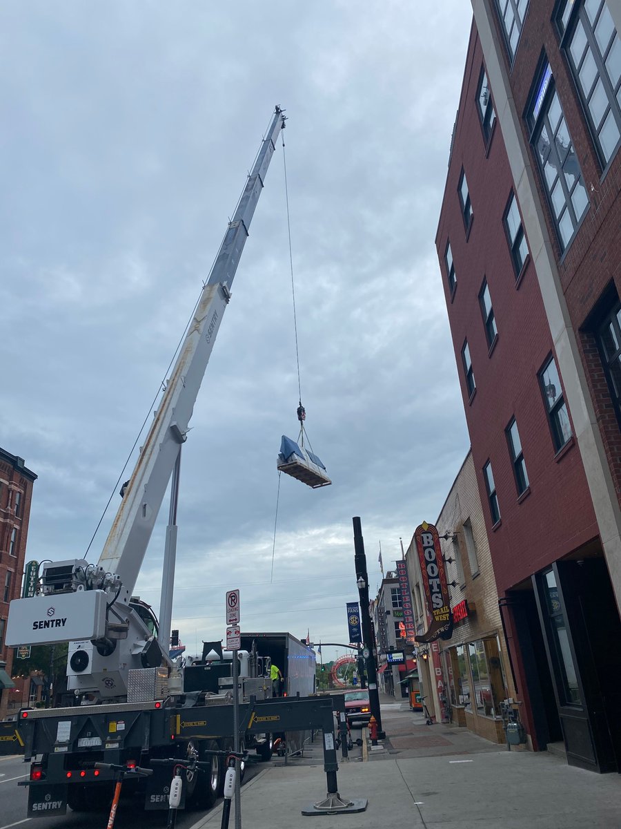 FH Design tweet media