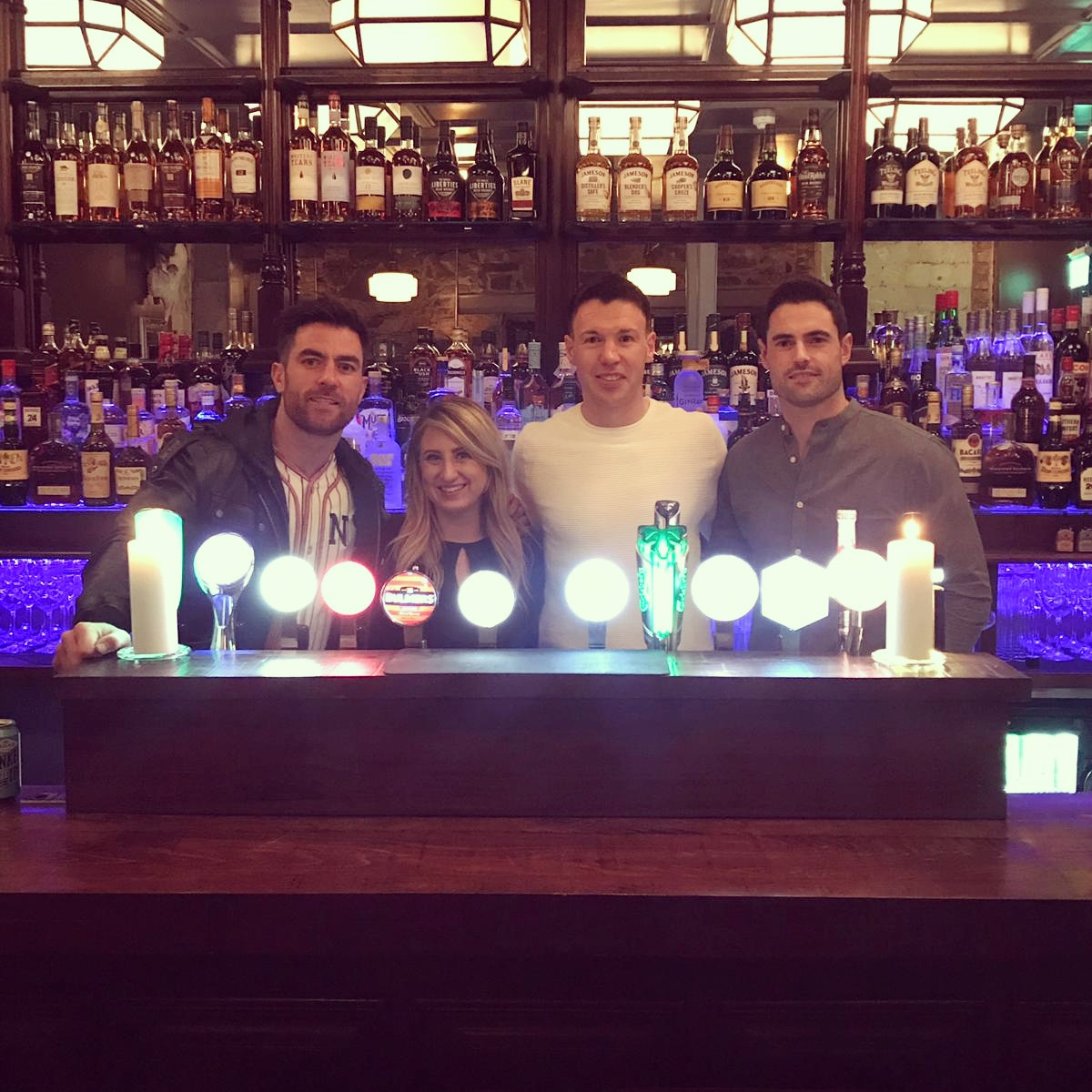 Its been a long road but we're delighted to be back in business! Thank you to everyone who has supported us with bookings through hucksdublin@gmail.com 🙌🏼 and our amazing team for their energy and engagement over the last few weeks #COVIDー19 #open #business #dublin #food #drinks
