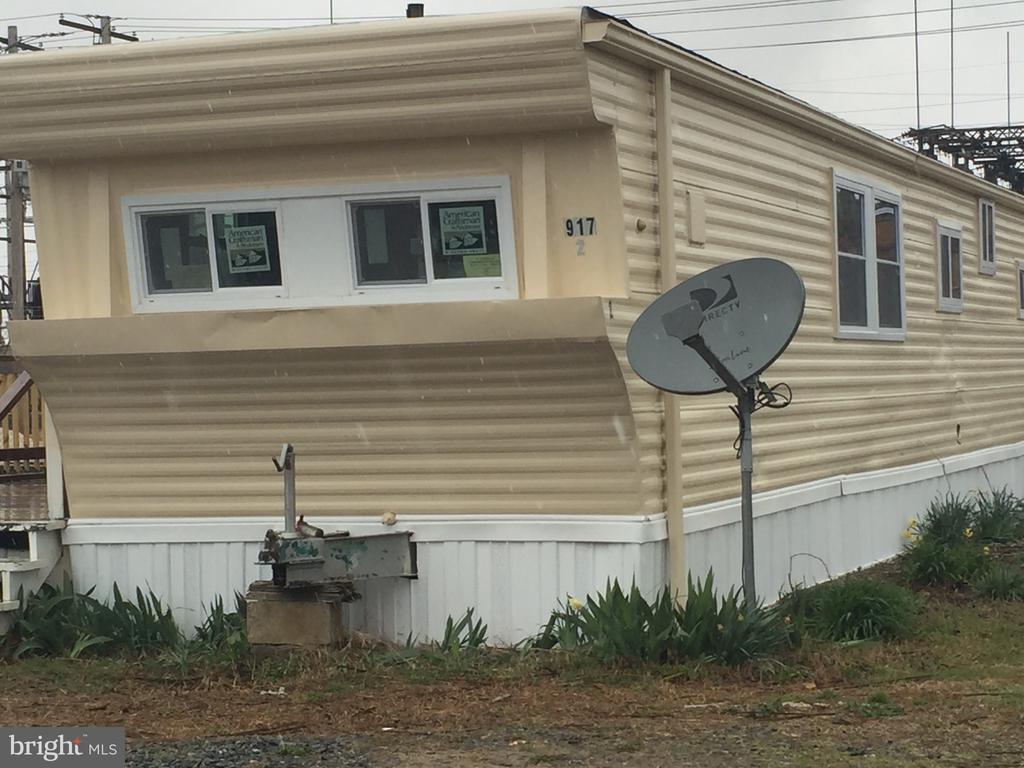 macguyver1967's tweet photo. I am looking for a buyer for 917 Billingsport Road # 2 #Gibbstown #NJ  #realestate https://t.co/JdggCQwM8y https://t.co/paC6Kq9a7y