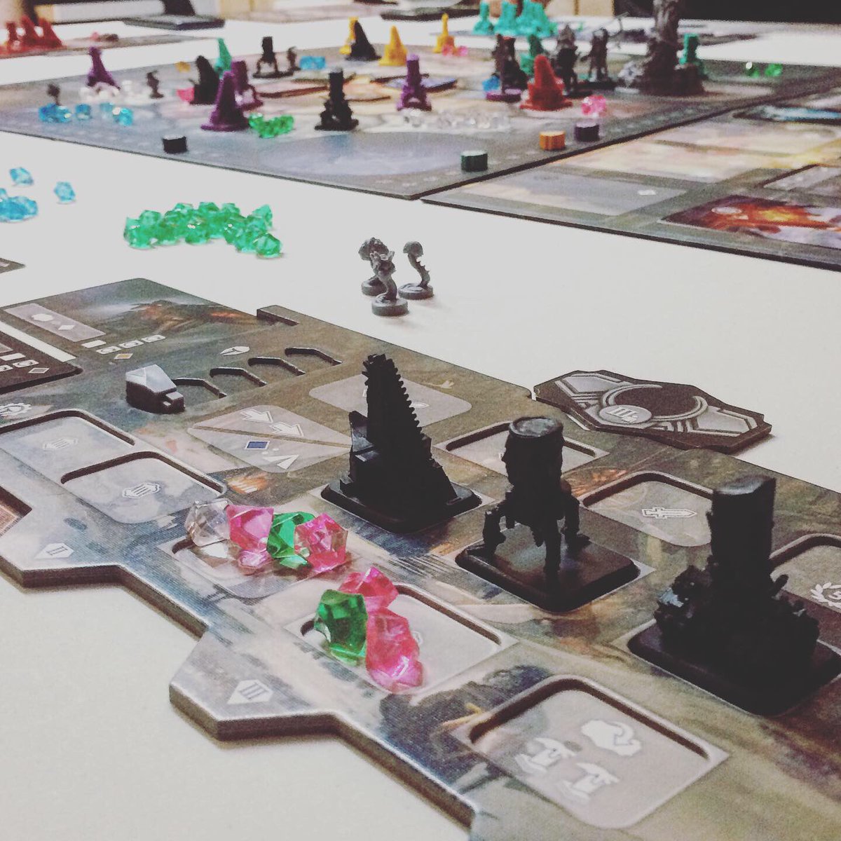 LudicaPax's tweet photo. Segunda partida a #Icaion en una semana. Juego que ya hace un mes que llegó de Kickstarter. Para que luego digan que sólo jugamos a novedades.
#JuegosDeMesa #Boardgames #NovedadesAlPoder https://t.co/o0d0qLdH1d