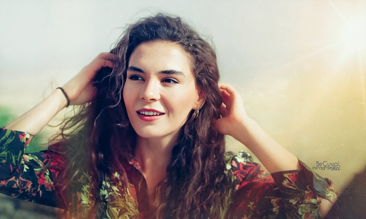 Askofficial_fan's tweet image. 😘♥ @rebrusahin  #Ebruşahin #Akınakınözü #Hercai #hercaidizi #Reymir #miranaslanbey #miran #reyyanşadoğlu #reyyan
#diziler #dizi #turkıshserial #türkdizileri #design #designer #edit #art #efect #love #story