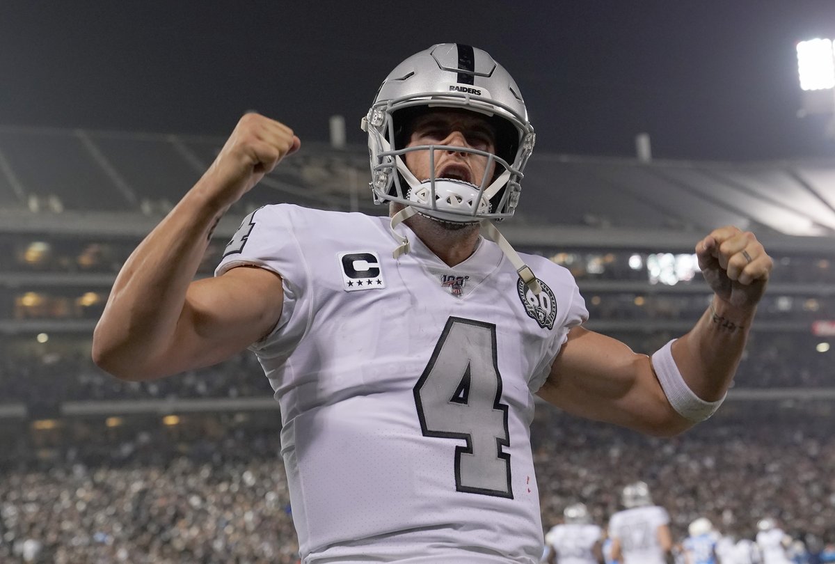 CBSSportsHQ's tweet photo. Only TWO QBs in NFL history have posted a season of 70% completion percentage, 4,000 yards and less than 10 INT:

‣ Derek Carr in 2019
‣ Drew Brees in 2017

#RaiderNation ☠ https://t.co/WVU0ERj9lO