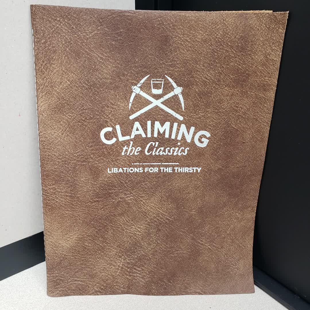 rosbookbinding's tweet image. This recipe book has a very flexible cover with soft leather so it's easy to open and lay flat.