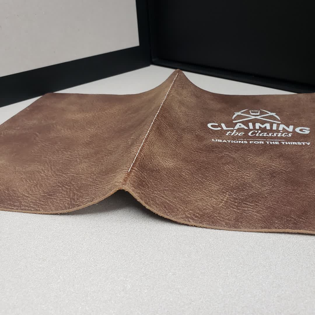 rosbookbinding's tweet image. This recipe book has a very flexible cover with soft leather so it's easy to open and lay flat.