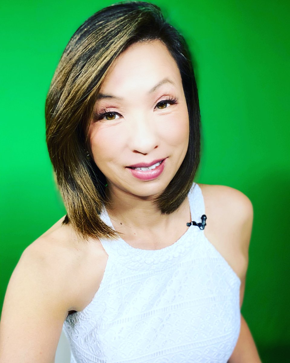 SharonChenTV's tweet photo. #Mood It’s starting to feel like #Friiiiiiiyay 🙌🏻🙌🏻🙌🏻

#onemoreday #FriyayEve #tomorrow #onlyadayaway #Friday #TGIF https://t.co/8VRPDtJe9U