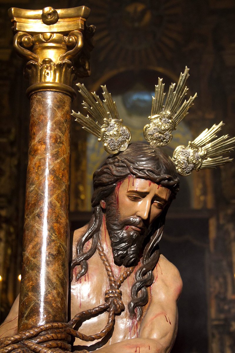 Viernes del Señor.                                " Tu fuerza me invade Señor, porque solo tú, eres la fuente divina de la Misericordia de Dios".           Fotografía: <a href="/patero35/">Fran Granado</a>