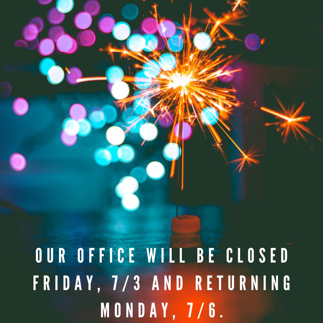 MandEPainting's tweet photo. Be back on Monday--just going to light some sparklers and celebrate America. 💙 ❤️ https://t.co/JWoDYVVkVf