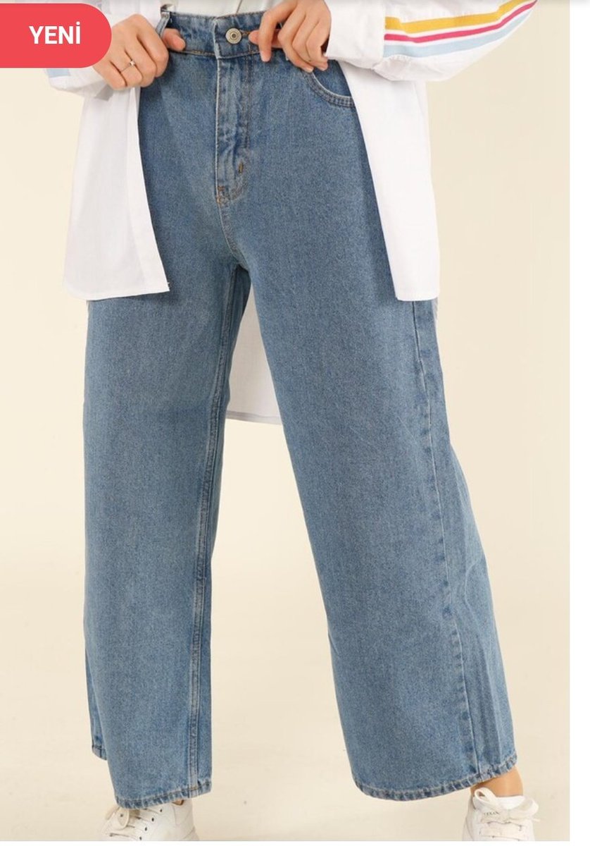 Hem rahat hem şık yazlık pantolonlar 🤍💙