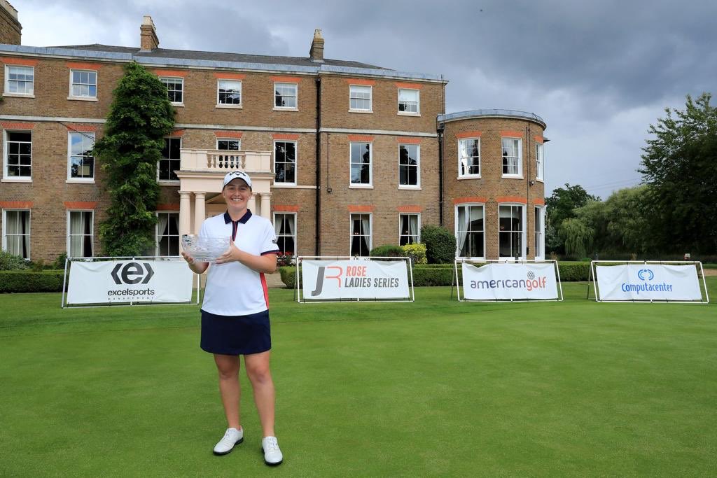 Congratulations @gemmadryburgh on the 🌹🏆 today in the @RoseLadiesGolf @Bucksgolfclub 6️⃣9️⃣ (-3) 

@americangolf_UK @ComputacenterUK @EnglandGolf @TiffanyAndCo