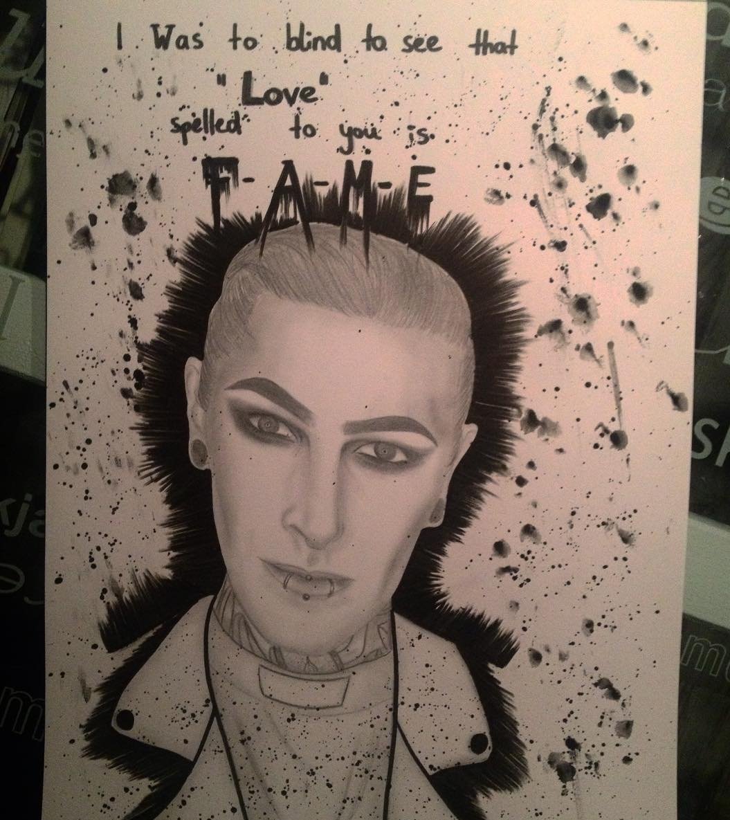fineschloo's tweet photo. @ChrisMotionless sending much Love to you, youre an amazing human being ❤ https://t.co/Zr8jT9XcNM