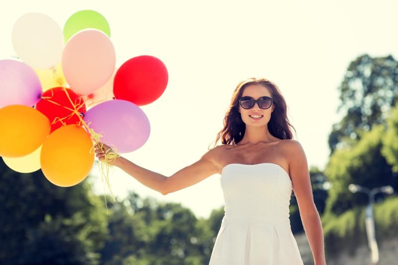Looking for ways to celebrate your hen do but keep to the governments social distancing rules  buff.ly/31EINnq  <a href="/LoveOurWedMag/">Love Our Wedding</a>  #SocialDistancing #henparty