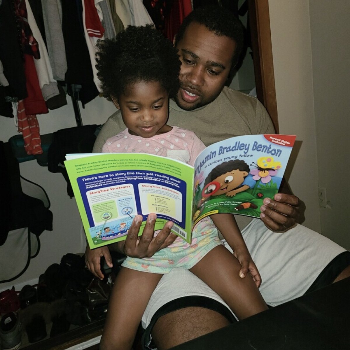 PorterLeath's tweet photo. Porter-Leath is grateful for corporations like @IntlPaperCo, which invest in education. With IP's support, we were able to provide literacy kits to Pre-K and Head Start children so they could practice their letters, language and even math skills over the summer! #IPWayForward https://t.co/fxI7FuHH0U