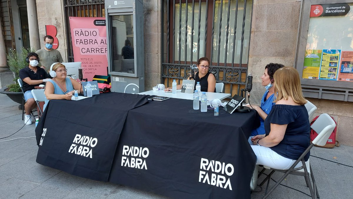 Avui presents  #CapSantAndreu a #RadioFabra a la fresca parlant del #COVID19 i la seva repercussió pels veïns del barri  @apicsbcn @CBote28