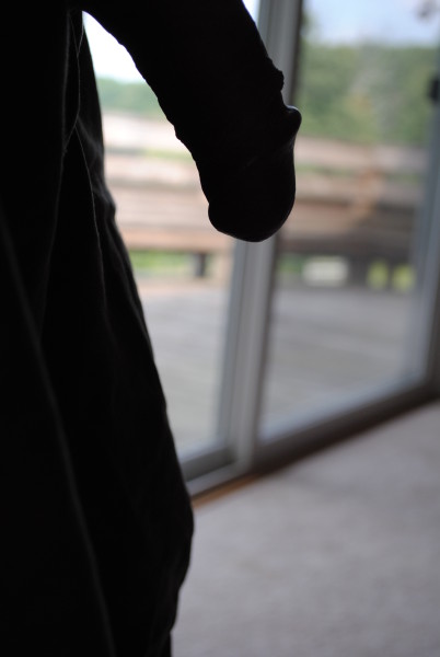 The_Nice_D's tweet photo. I get excited knowing the neighbors can see me hanging out in front of the sliding door. 

#public #exhibitionstwife #exhibisionist
 
@JusNmiS @CakeNEatitTwo @YourThickNympho @VinnyandSabinne @md3235j @SCharlespair @v1nc1nti @CurvyCarlie @sharingcouple30 @BoobiliciousGal https://t.co/TEwmAQyyTC