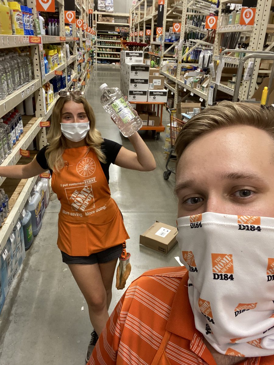 Garden associate Ally was fired up about filling up the cleaning aisle. She discovered how much she enjoys merchandising today. Thanks Ally! @nate36542137 @Nickthd25 @GregoryKeim2 #StaySanitized #CrushedIt