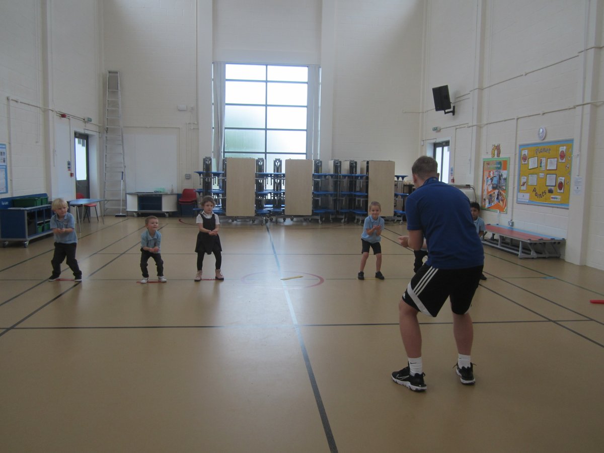 RakegatePrimary's tweet image. Miss Green's bubble have had an active week and produced some great work in school! #BlackCountryRainbowHour