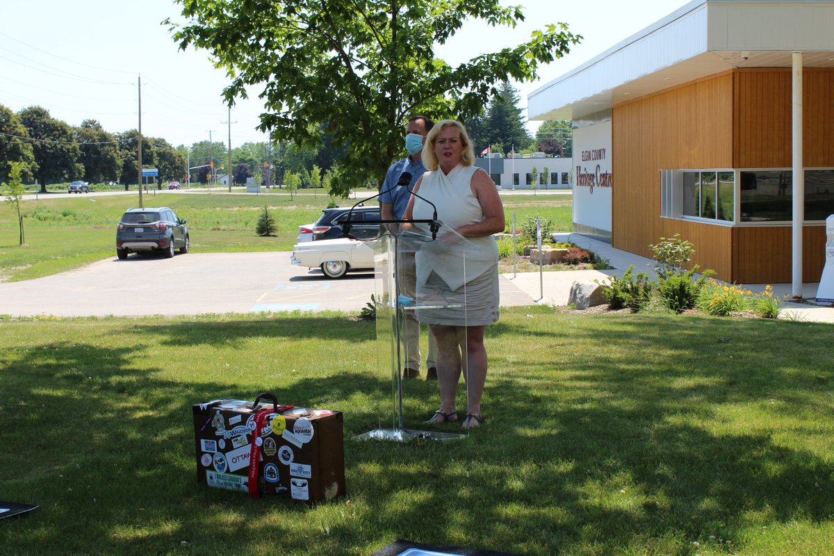 Elgin County welcomed Lisa MacLeod, Minister of Heritage, Sport, Tourism & Culture and Elgin-Middlesex-London MPP Jeff Yurek to our Heritage Centre today to announce COVID-19 funding support for cultural organizations in Elgin County. @EcpmCounty @Elgincounty @JeffYurekMPP
