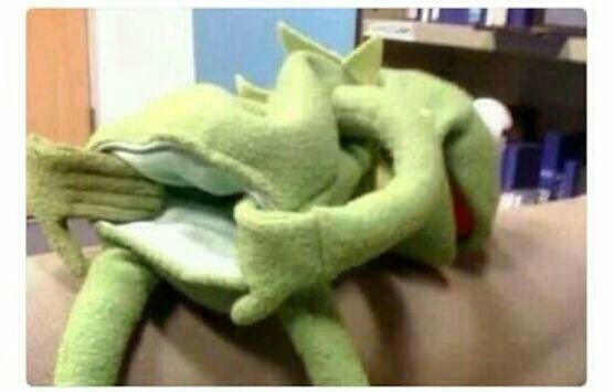 koalabestie4's tweet photo. Kwasu girls when they see Lautech boys with AirPod
#kwasuvslautech
#ladokite
#kashew https://t.co/s6jkPs7p2b