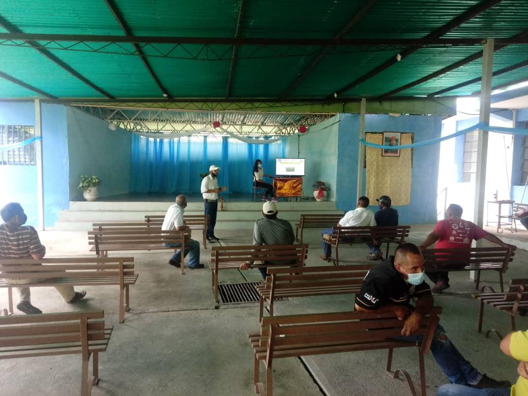 Taller de bioinsumos en la escuela jose felipe Marqués de chejende municipio candelaria Dia Miércoles 01/07/2020 con la participación de 20 productores de Maíz Dictado por El ingeniero Erique Teran y activación productiva Candelaria y Alcaldía por la Alcalde Carmen Elena Benítez