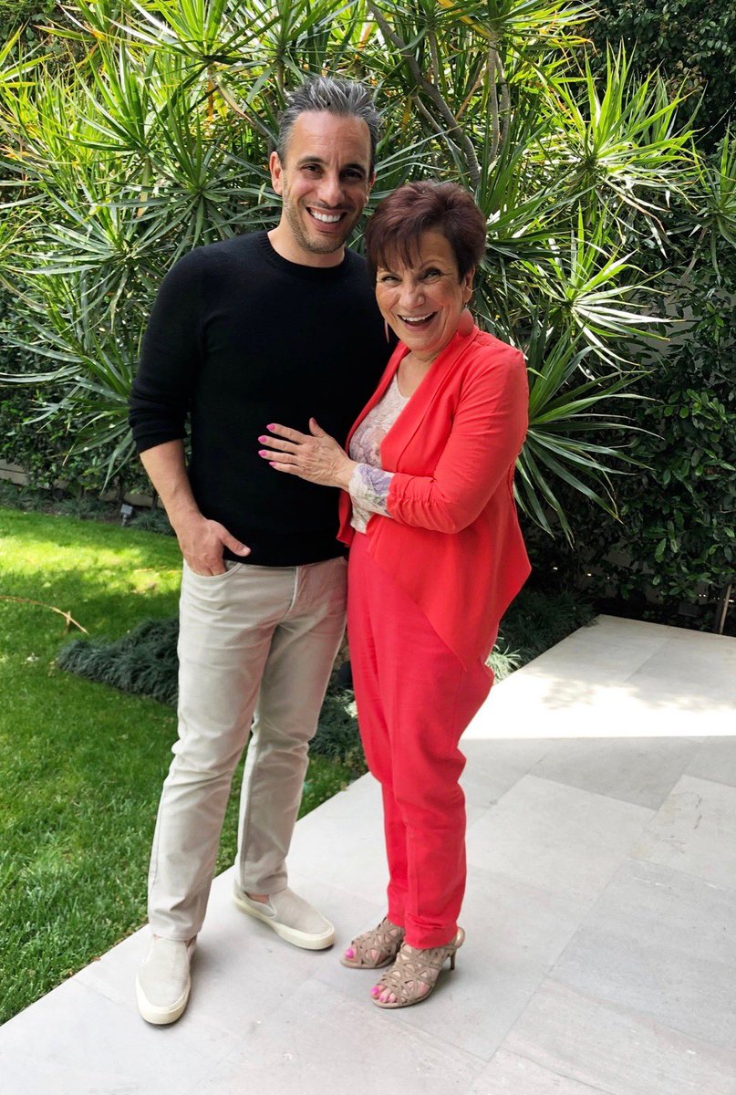 Sebastian Maniscalco tweet media