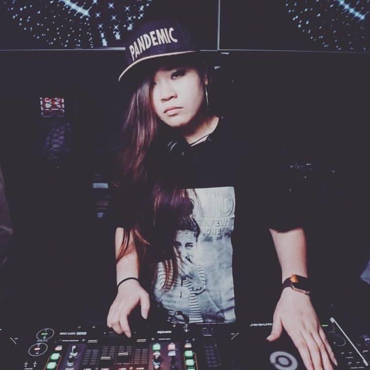 djcherish's tweet photo. Come hangout with me on #BIGOLIVE https://t.co/qAOi4EL1D7 https://t.co/8f3Bea4r4J