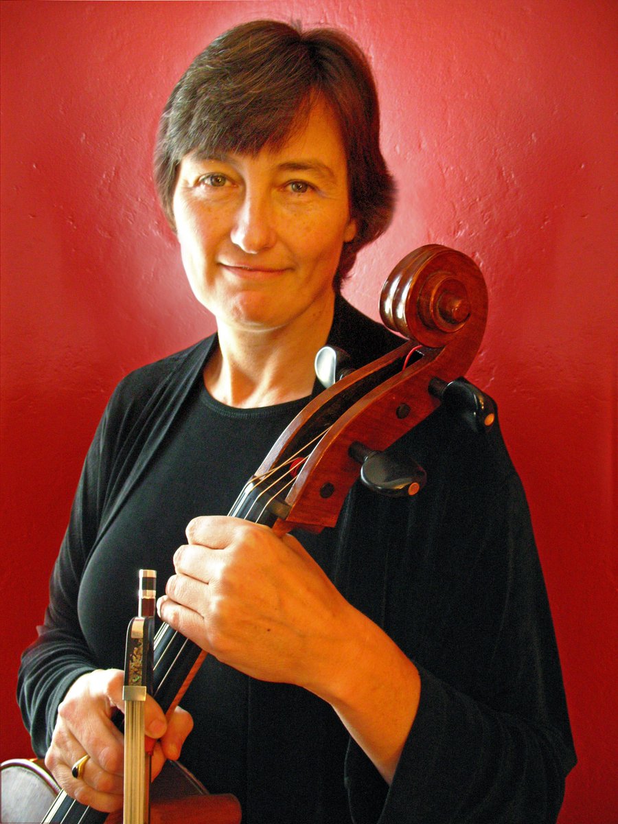 Please join us as we honor NJSO musicians who have so artfully served the audiences of New Jersey for 25 years or more, including Alexandra Neglia and Frances Rowell, who celebrate their 25th anniversary seasons this year. --> bit.ly/3eVUzxc