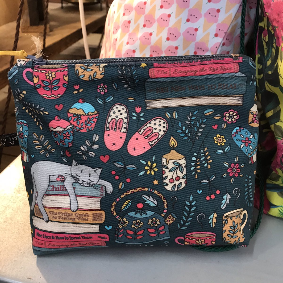 Designs By Lucy V tweet media