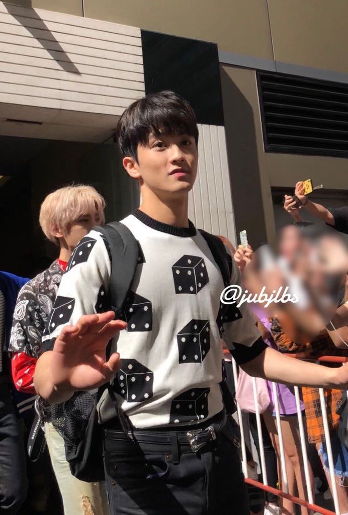 a thread of fan taken mark lee pics