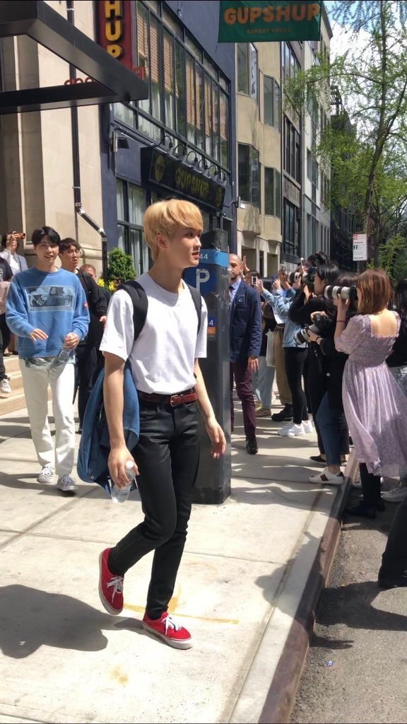 a thread of fan taken mark lee pics