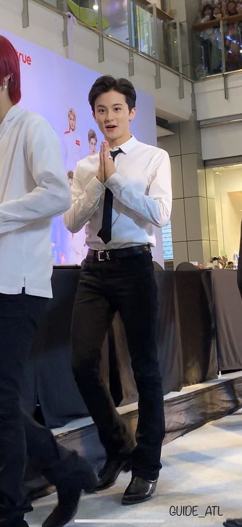 a thread of fan taken mark lee pics