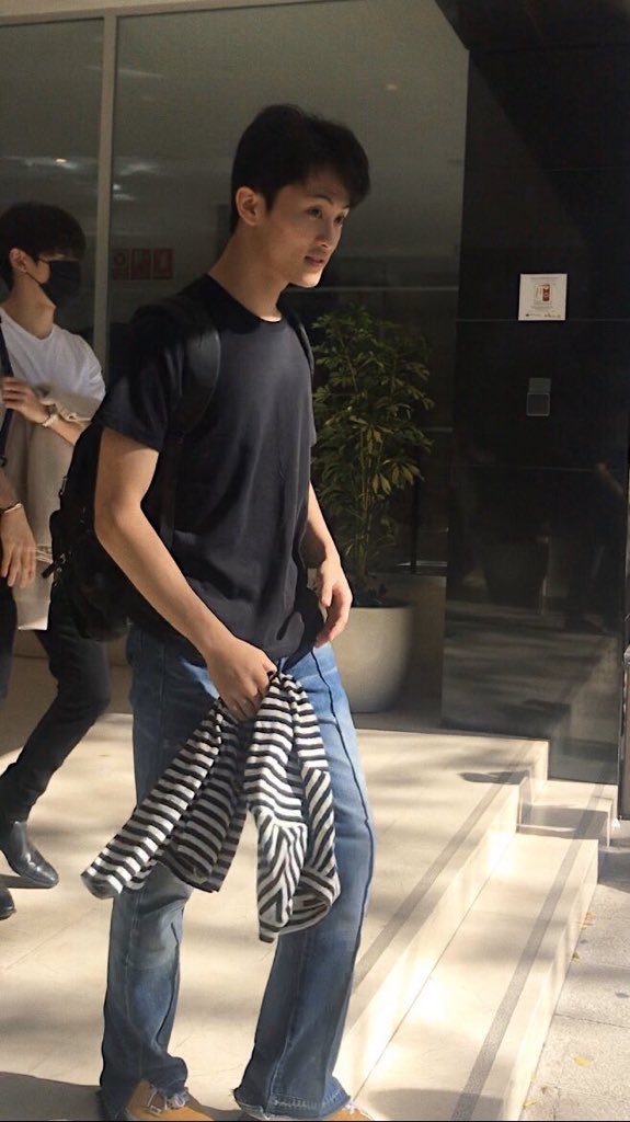 a thread of fan taken mark lee pics