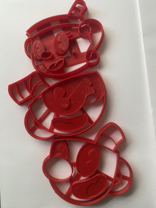 (assumingly) @connperignon got me these cookie cutters for my birthday 🥺 https://t.co/2P3G1zW3bk<a class="tags" href="/tag/connperignon">@connperignon</a>
