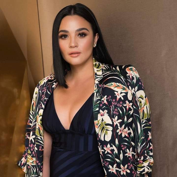  happy birthday miss sunshine Dizon always take care and godbless    