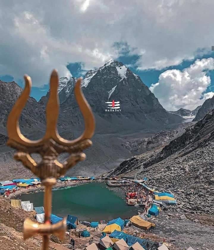 कुछ सम्बन्ध बिना नाम के होते है, जिनका आधार प्रेम, करुणा, समर्पण, और कर्तव्य होते है।

#ॐ_नमः_शिवाय 🔱🚩🙏🏻