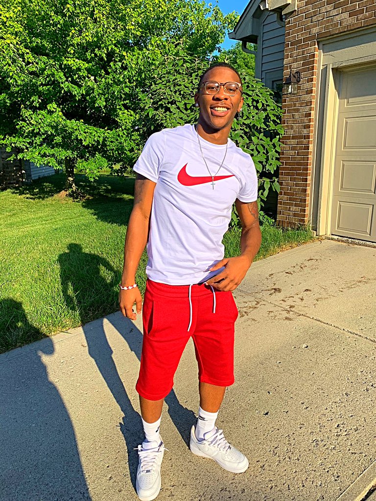ericsmi81's tweet photo. Biggest L I took this year was thinking people loved me like I loved them 💯
#fbSawitFirst https://t.co/bAccdHu5L8