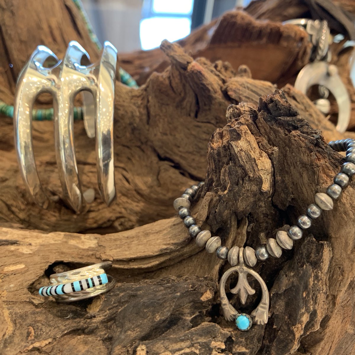 福岡店より: 海外のコレクターからも熱い視線を浴びる至極の