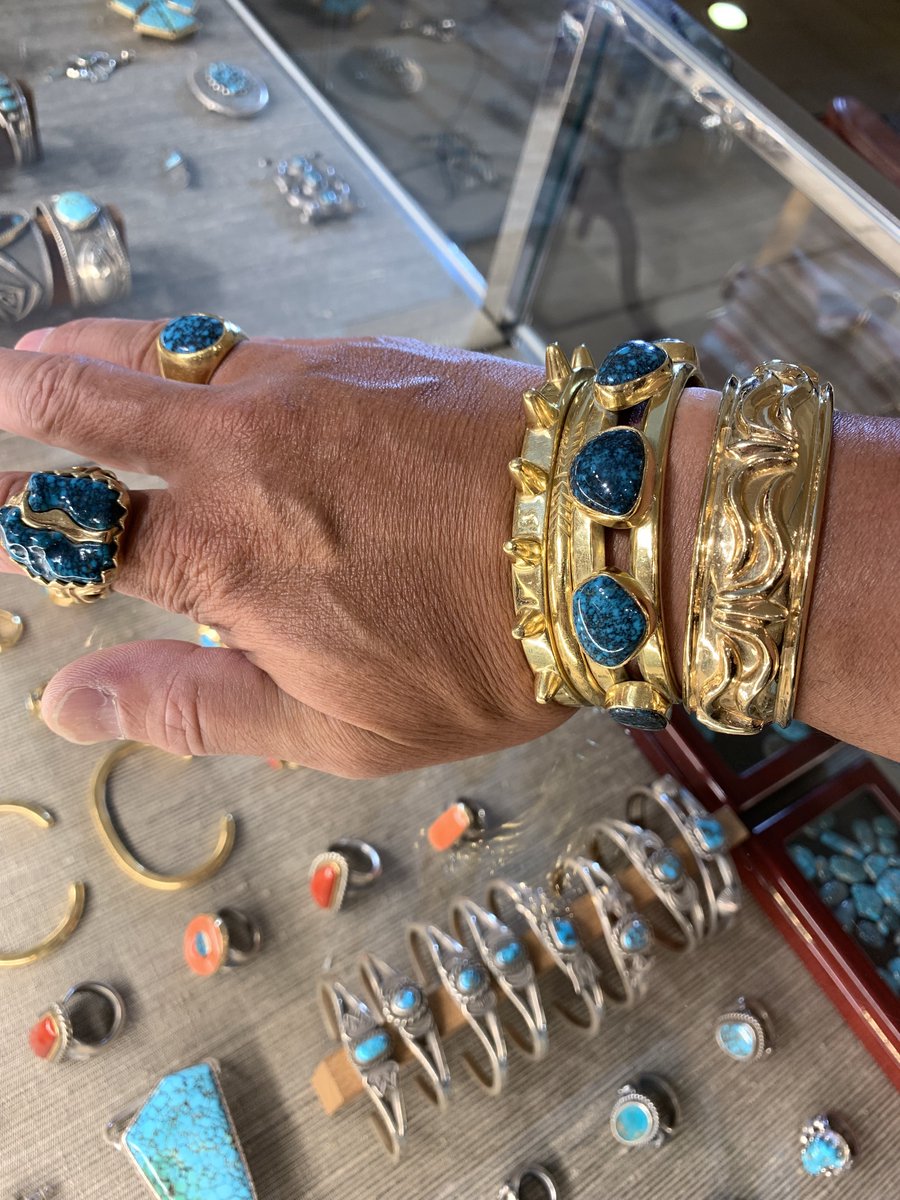 福岡店より: 海外のコレクターからも熱い視線を浴びる至極の