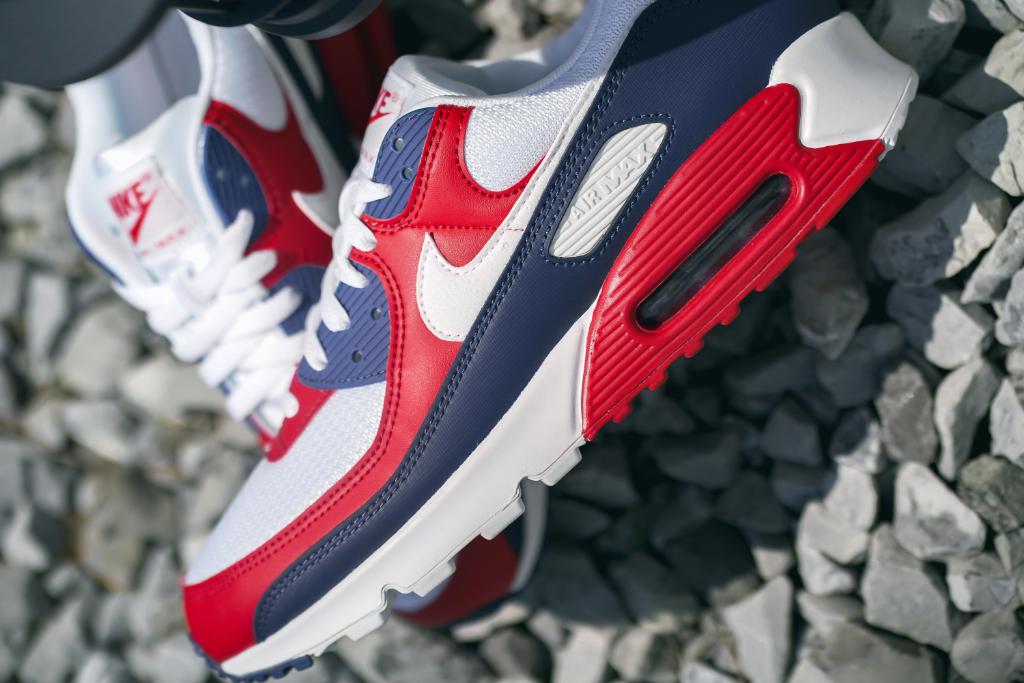 Footaction on Twitter: "Rep the Red, White &amp; Blue. Shop the #Nike Max 90 'Americana' online nowhttps://bit.ly/2VEieLi https://t.co/icmSGAMAc9" / Twitter