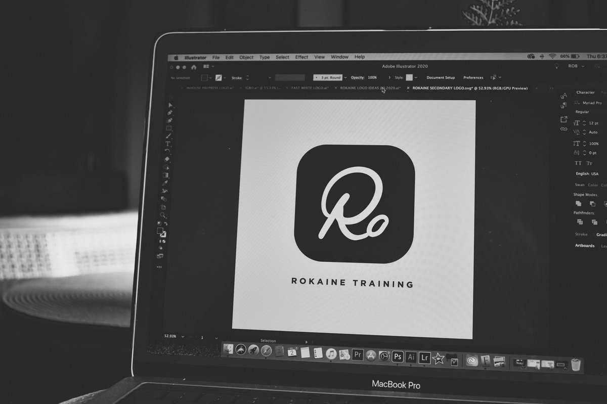 inhousemediatx's tweet photo. @RoSimonJr The Brand! #DesignedInhouse https://t.co/e4a7pPytQg