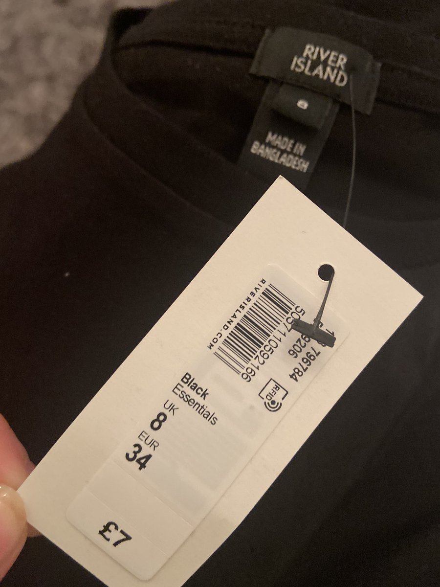 stephmcd1's tweet photo. Really @asos at least take the cheaper label off it first before you send it out. Just adding a wee £3 on  @riverisland #asos https://t.co/i6g9p8dseC