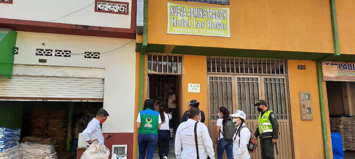 LuzHelenaGU1's tweet photo. EMPI de @ICBFColombia en articulación con la Policía de Infancia y Adolescencia, Policía de Turismo y @MigracionCol, realizaron una jornada de búsqueda activa de NNA en situación de trabajo infantil, en los establecimientos hoteleros del centro de Neiva. 
#PrevenciónYAcción https://t.co/kWQOPabHVs