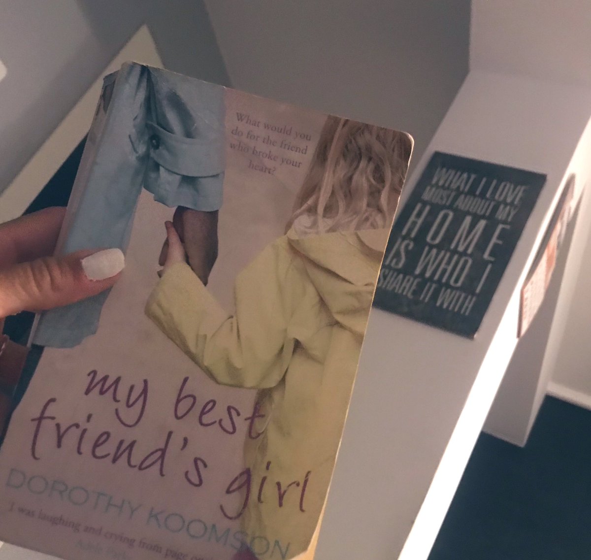 tavera_vicente's tweet photo. The way I love spending my holidays! Thanks @DorothyKoomson for this wonderful book! I couldn’t put it down... #holidays #summerstime #pasiónporlalectura #re-read #timeforreading #ohyeah https://t.co/jDvFheTkXX