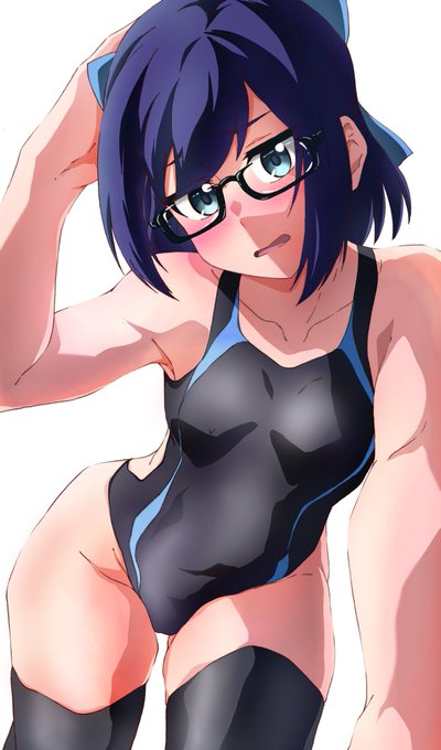 えーちゃんに着て貰いたい水着は
マイクロビキニもいいんですけど(サイズ的に)
やっぱり競泳水着ですかね～
#絵ーちゃん 